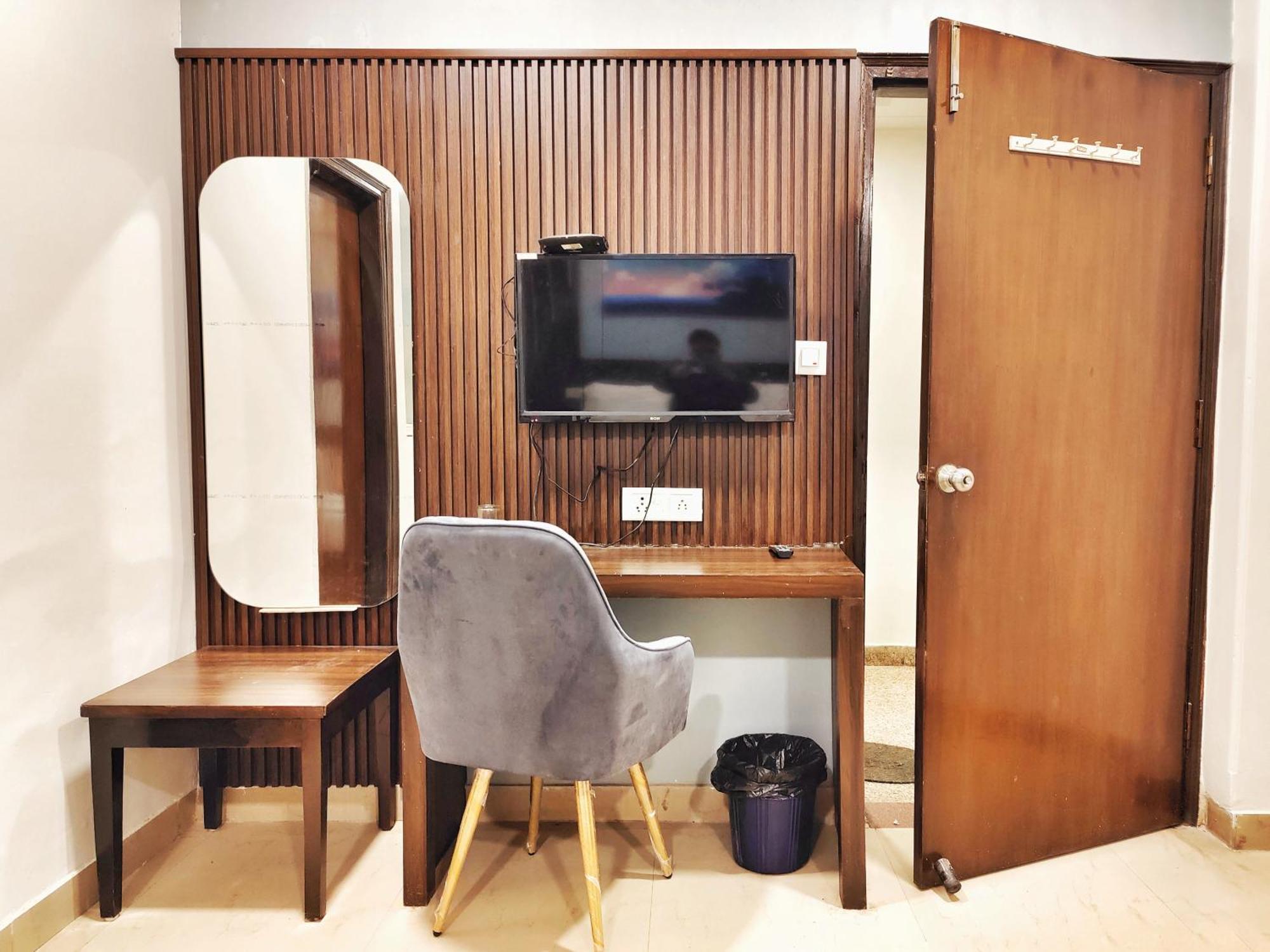 Airport Hotel The Terminal نيودلهي المظهر الخارجي الصورة